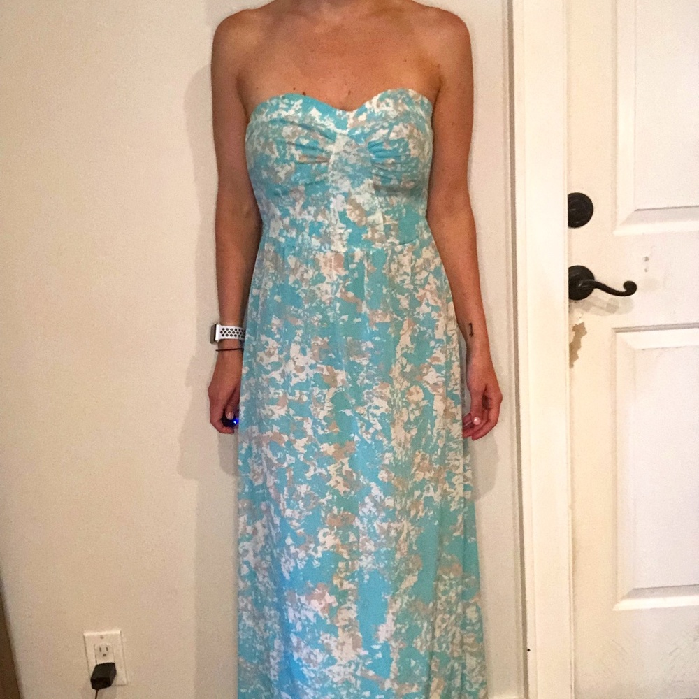 Light blue patterned strapless maxi in XS